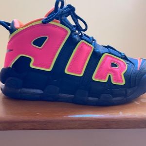 Nike air uptempo